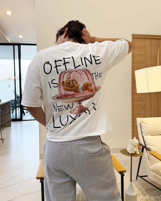 Offline is the new luxury playera semi oversize