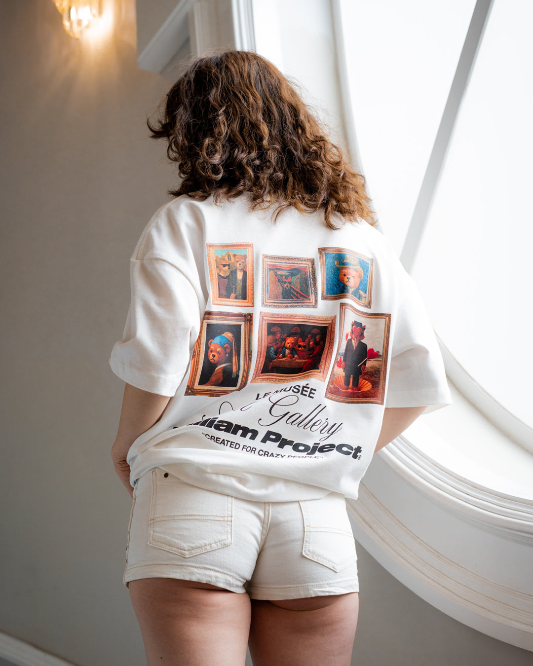 Art gallery playera oversize