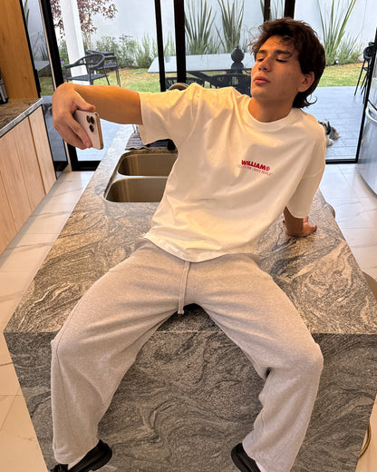 Having Fun playera semi oversize