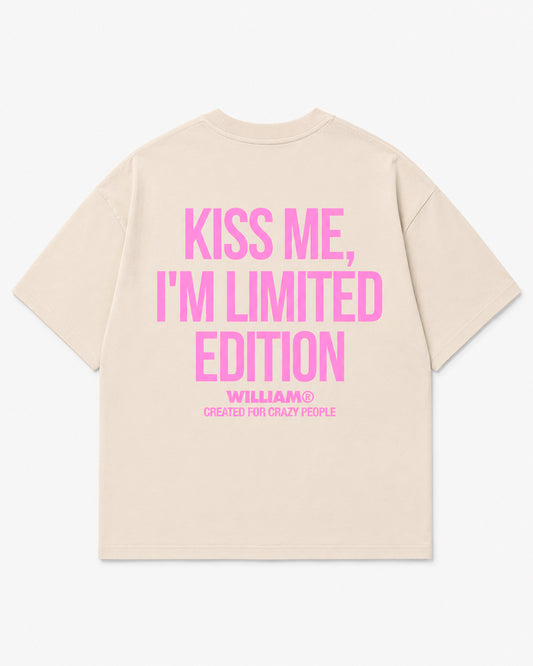 Kiss Me playera oversize