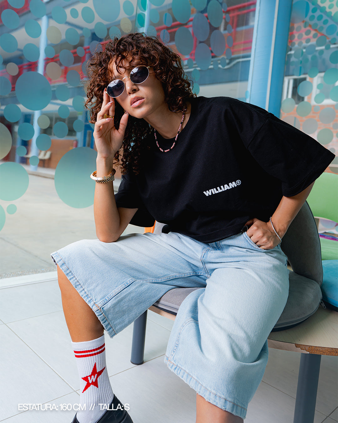 Lovely Astronaut playera oversize
