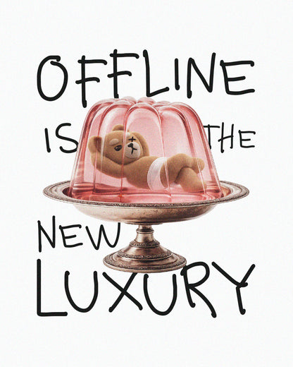 Offline is the new luxury playera oversize