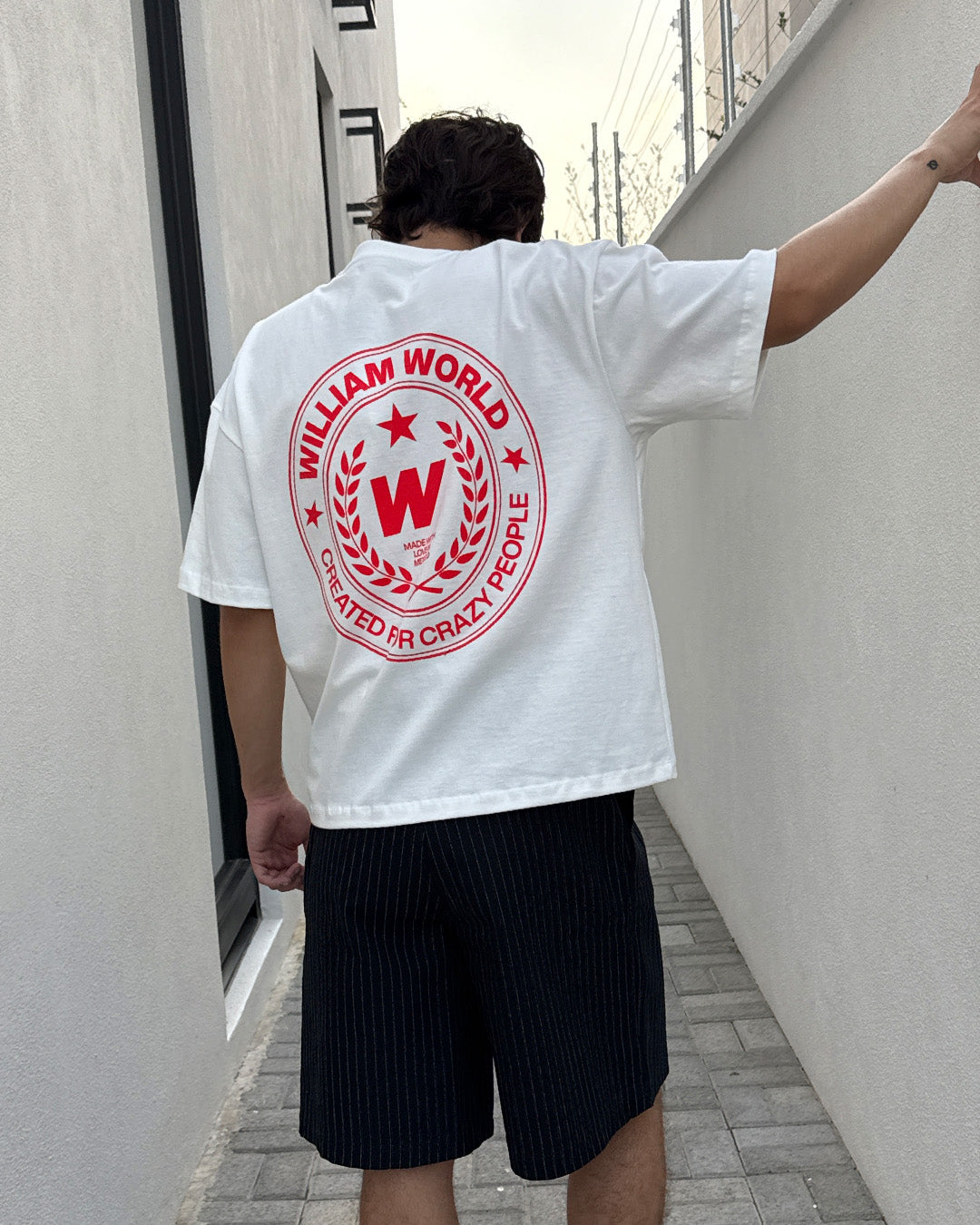 William World Emblem playera semi oversize